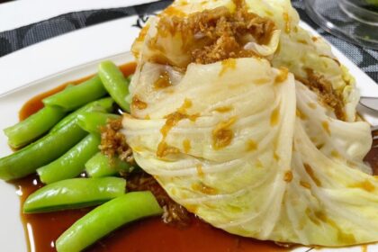 Healthy Steamed Cabbage Seak